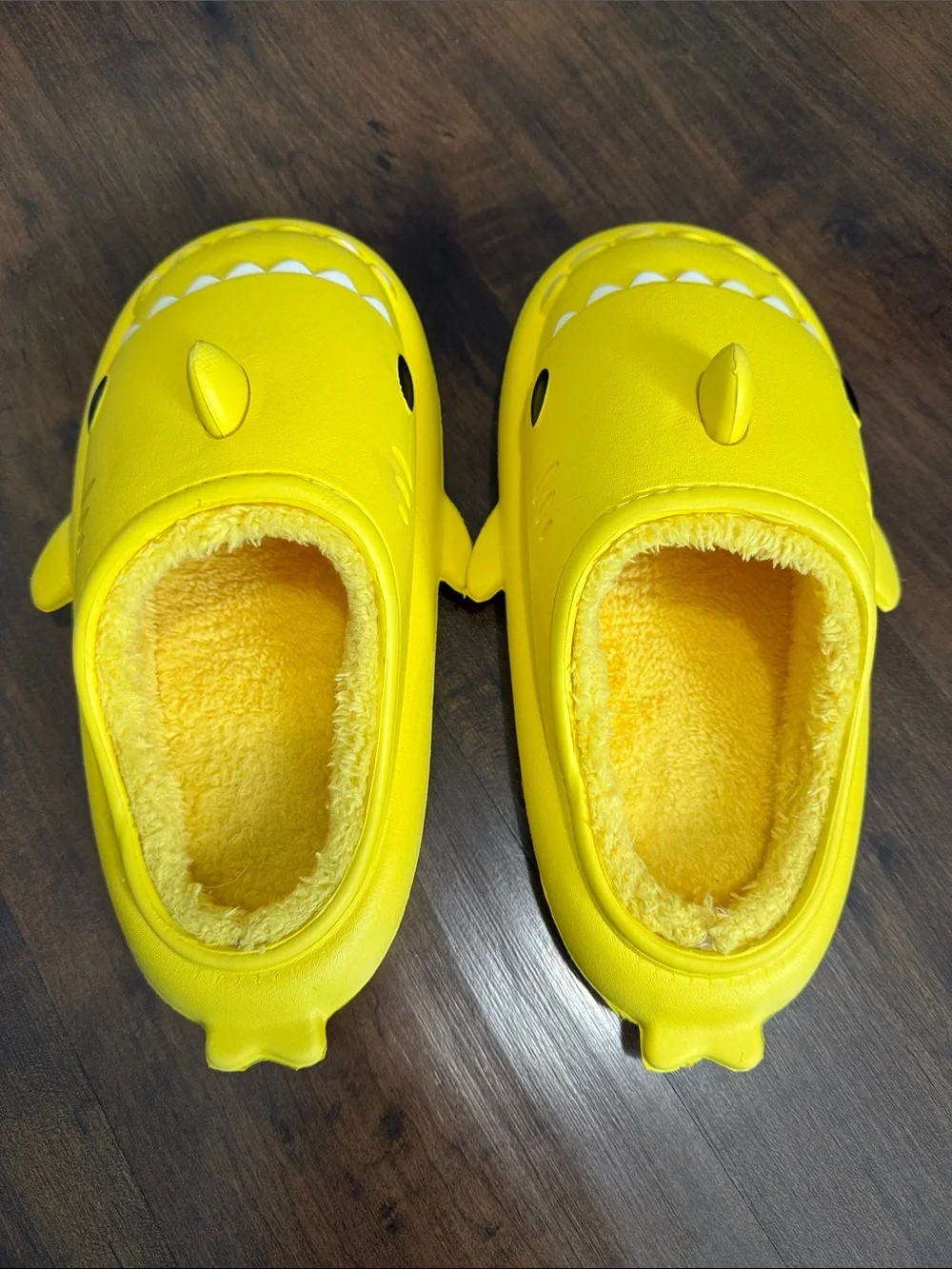 Crayon Friends cozy yellow